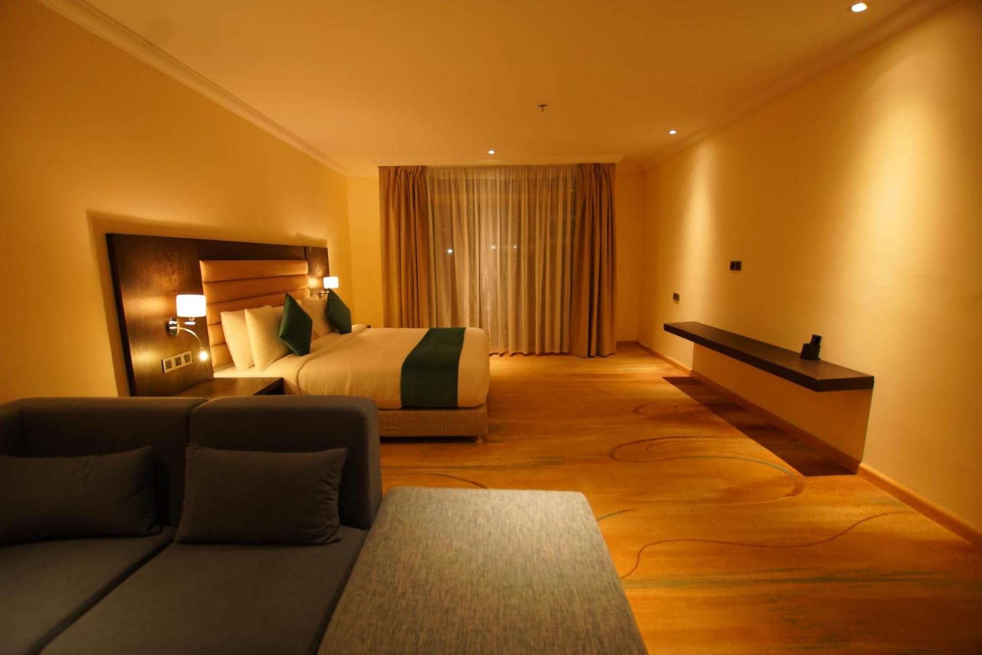 Best Western Premier Dynasty Addis Ababa Exterior foto