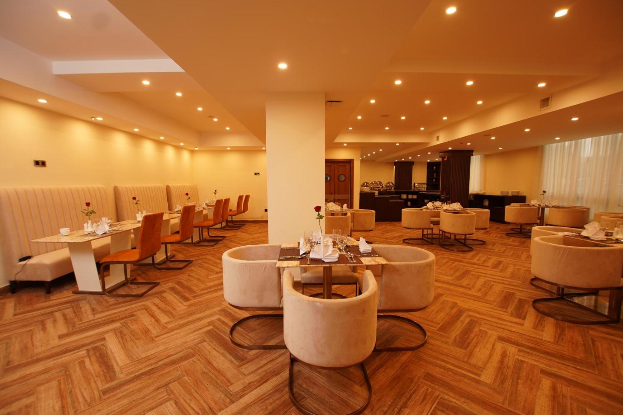 Best Western Premier Dynasty Addis Ababa Exterior foto
